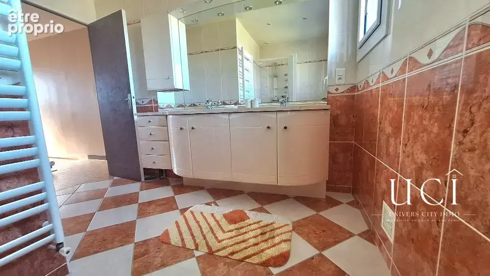 Maison 5 pièces 99 m² à vendre à Saint-Sebastien-Sur-Loire (44230) - photo 7