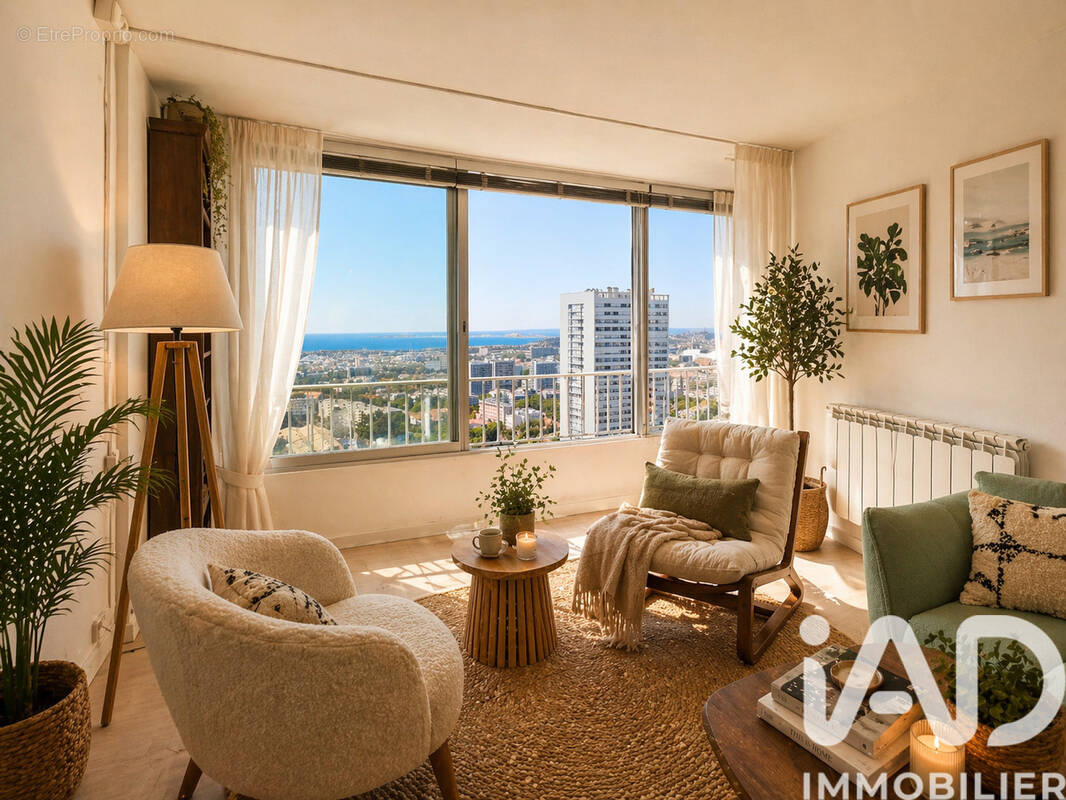 Photo 1 - Appartement à MARSEILLE-9E