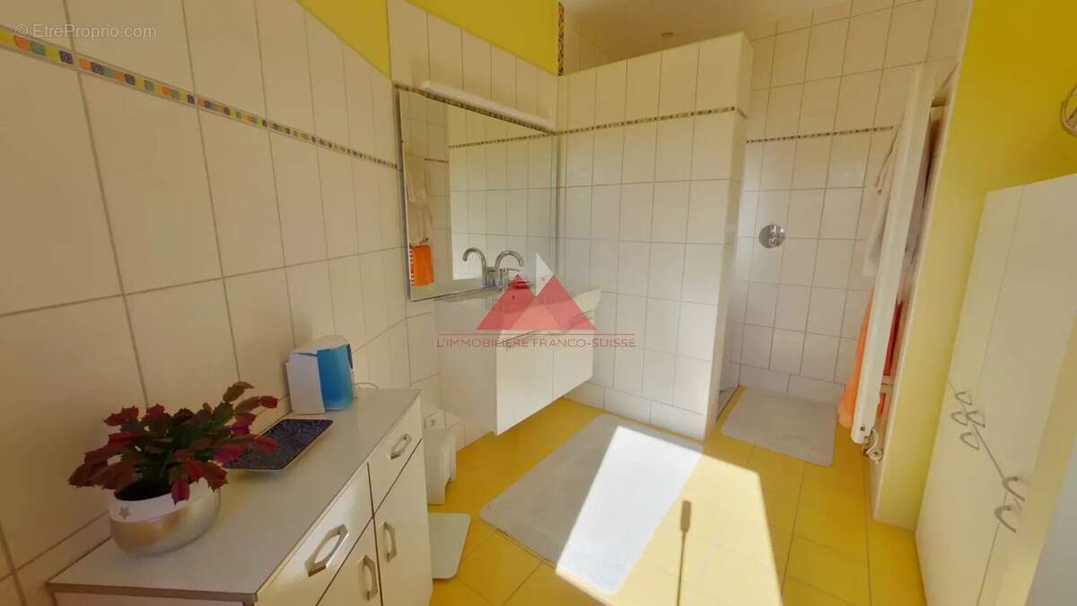 Maison à PRENOVEL