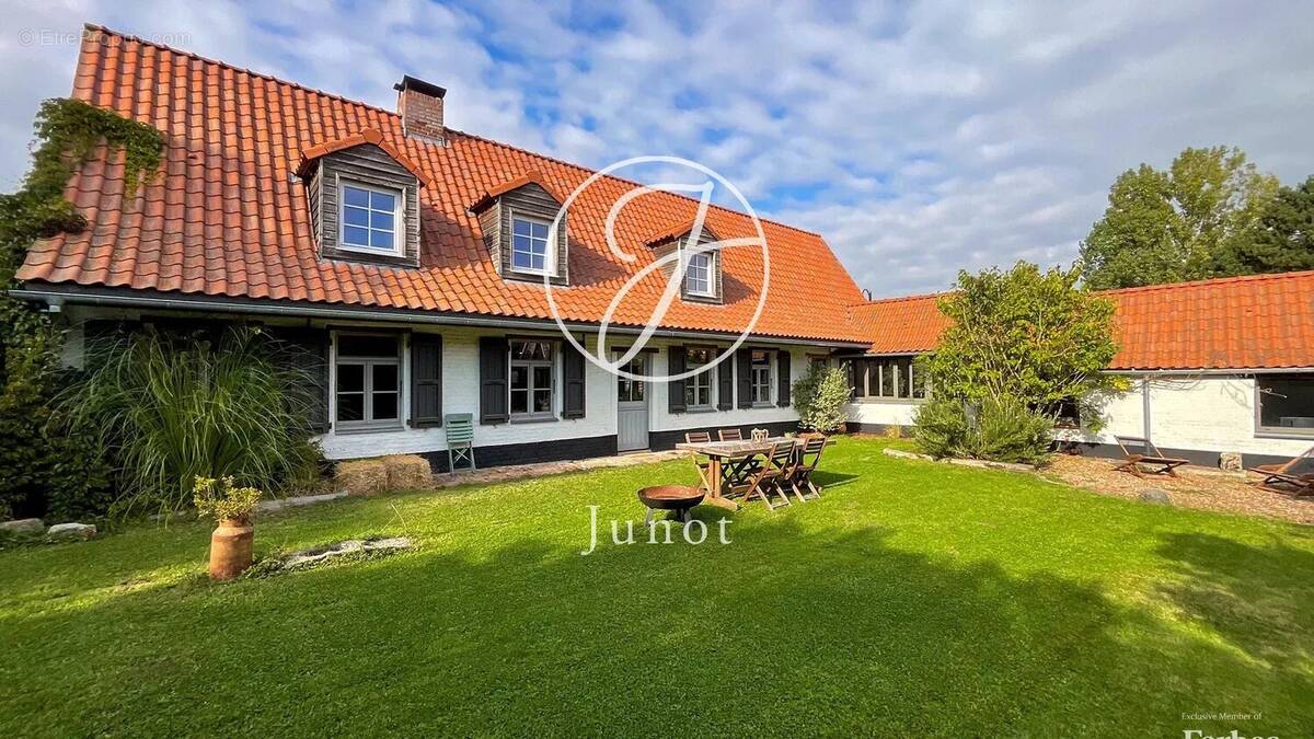 Péronne en Mélantois - Maison / Fermette à vendre - 4 pièces – 3 chambres – 145 m² - photo 1