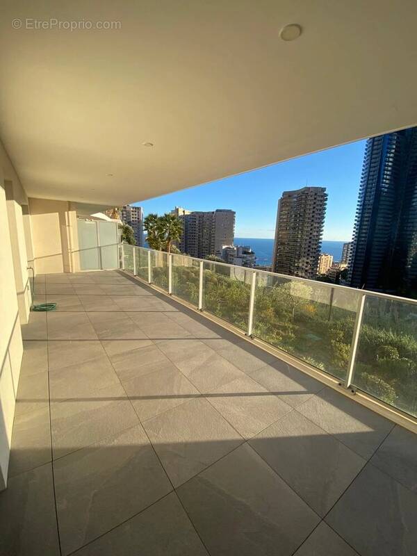 Appartement à BEAUSOLEIL