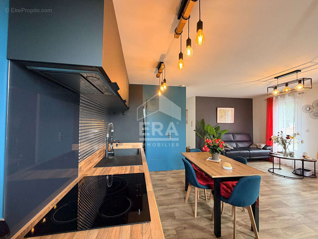 Appartement  T3  la Hume - 61.71 m2 - terrasse + 3 parkings - photo 8