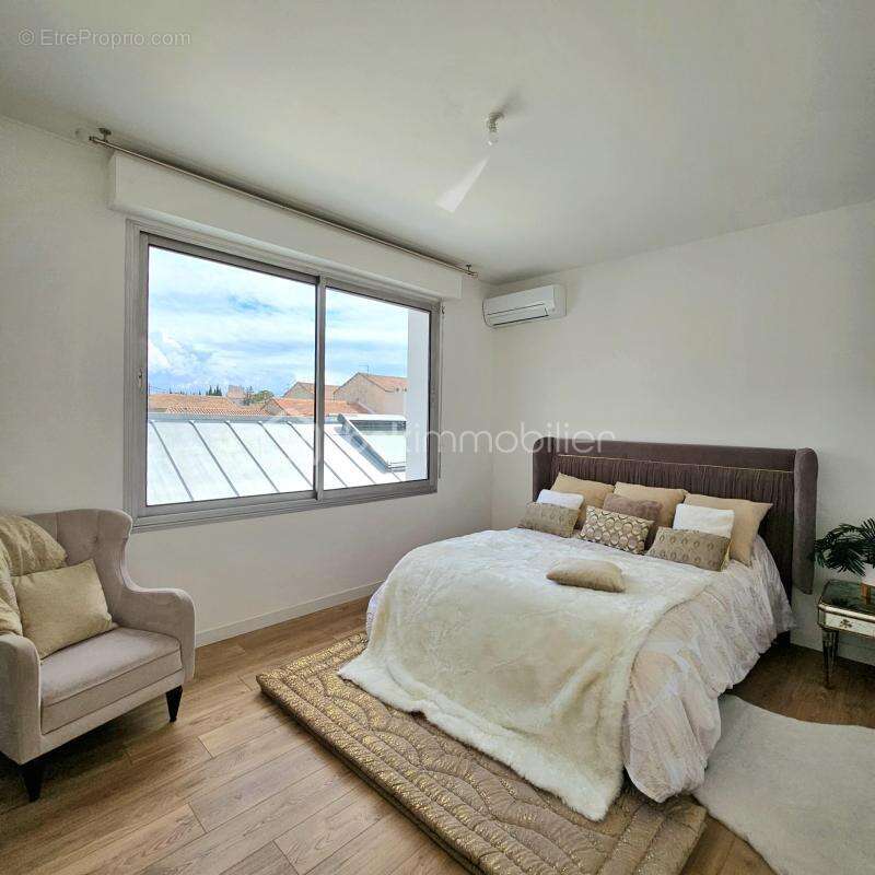 Appartement à MARSEILLE-11E