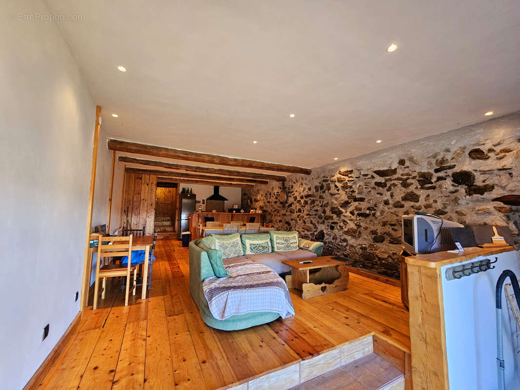 Appartement à SAINT-PONS