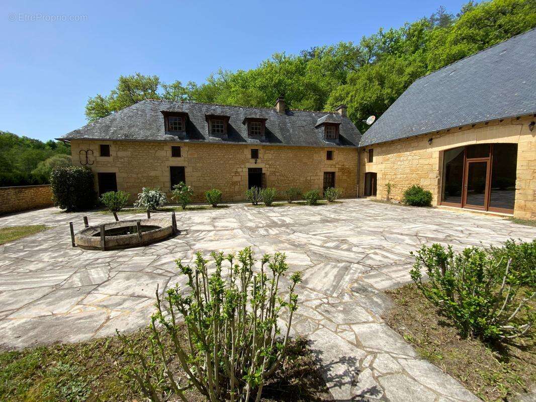 Maison à LES EYZIES-DE-TAYAC-SIREUIL