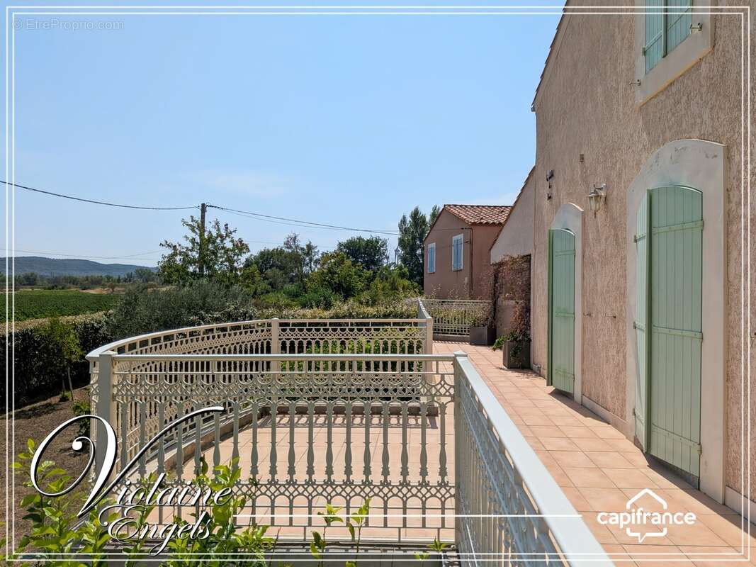 Maison de caractère rénovée avec ascenseur, jardin piscinable – Villedaigne - photo 2