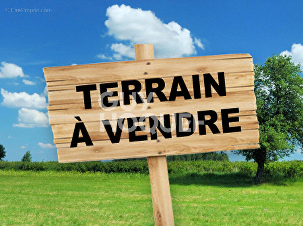 Terrain à CADOURS