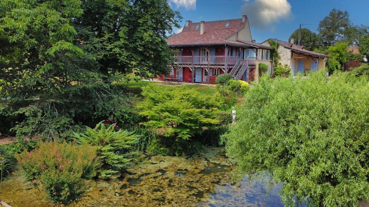 Maison à SIORAC-EN-PERIGORD
