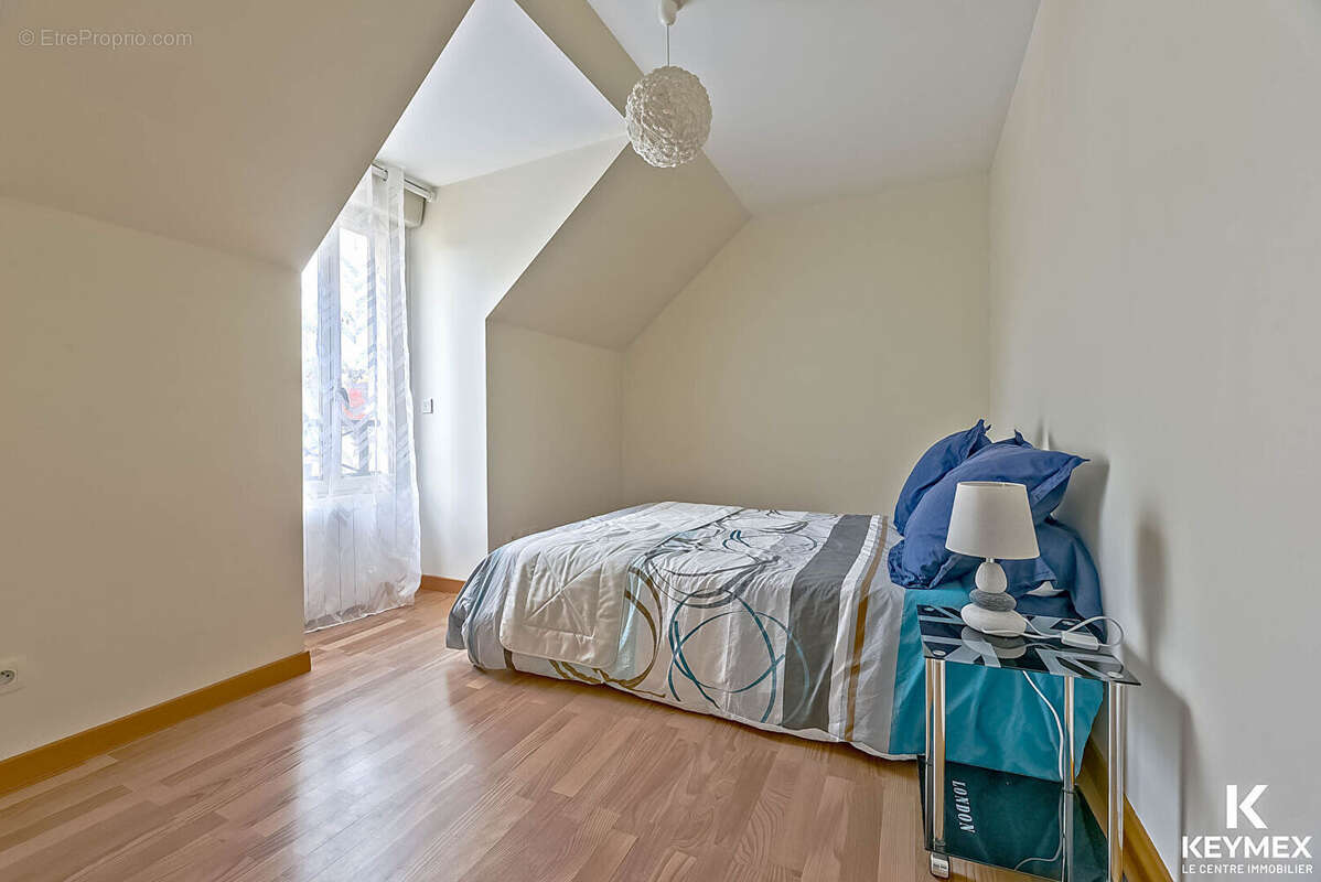 Maison à L&#039;ISLE-ADAM