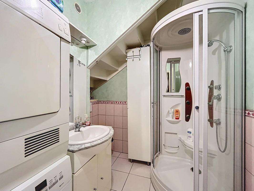 Maison à VOISINS-LE-BRETONNEUX