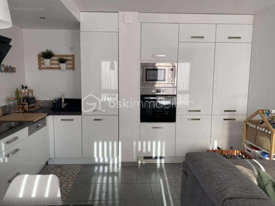 Appartement à BALAN