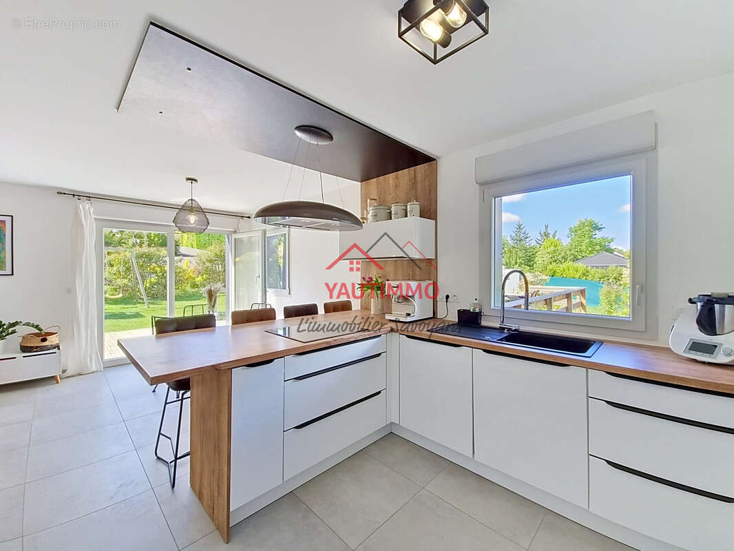 Appartement à VETRAZ-MONTHOUX