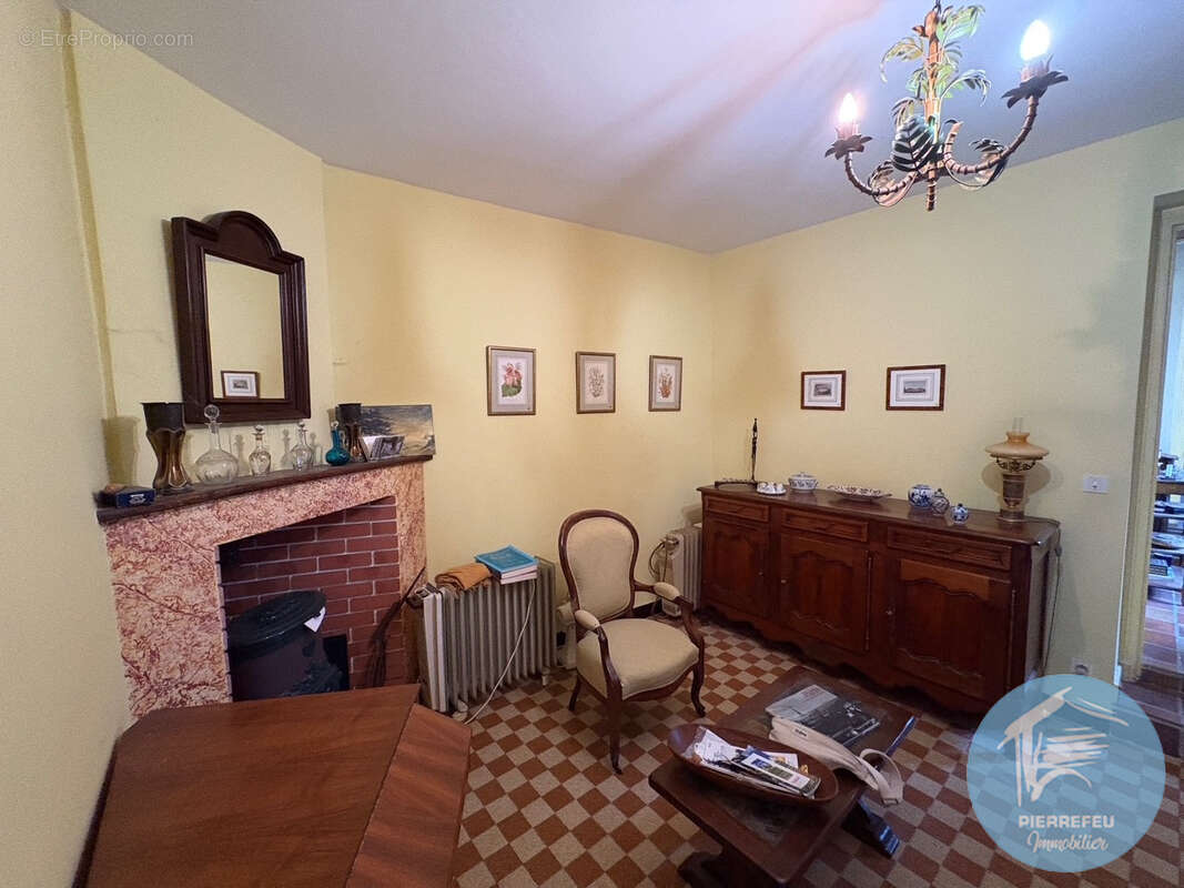 Appartement à PONTCHARRA-SUR-TURDINE