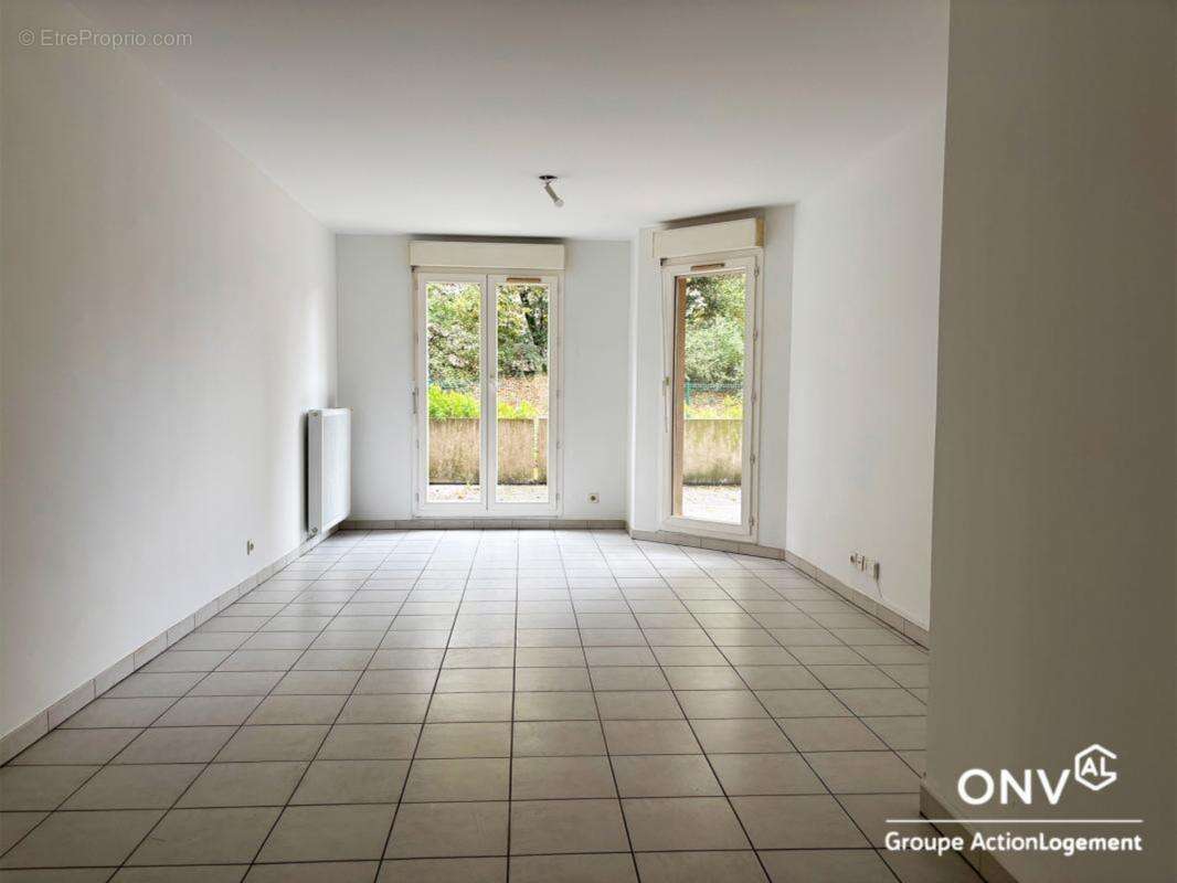 Appartement à L'ISLE-D'ABEAU