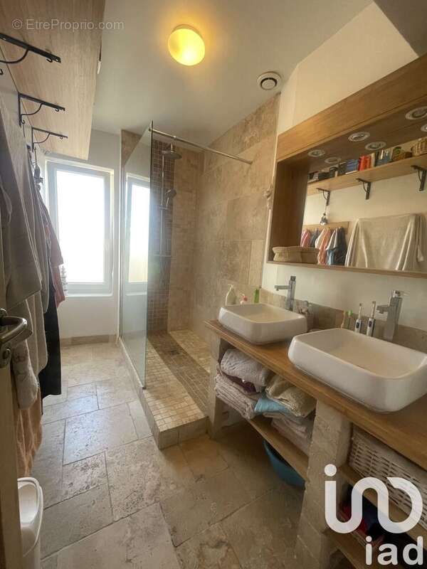 Photo 6 - Maison à SENAS