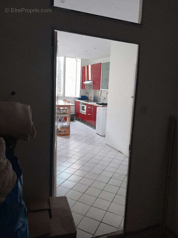 Appartement à MARSEILLE-2E