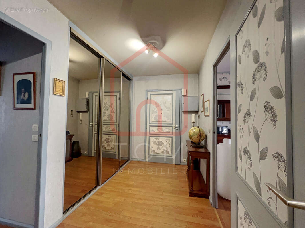 Appartement à MONS-EN-BAROEUL