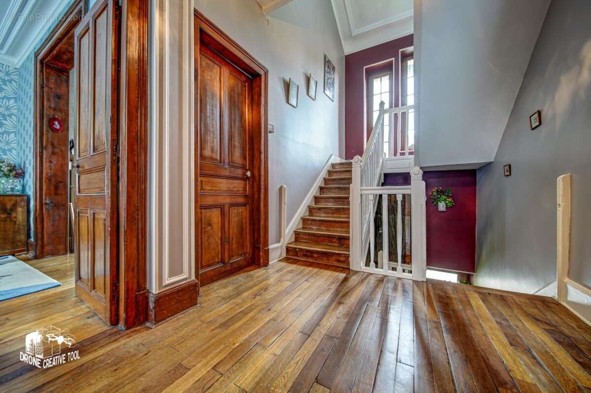 Ensemble immobilier de caractère à longwy-haut – quartier vieux château - pulventeux 150m² - photo 7