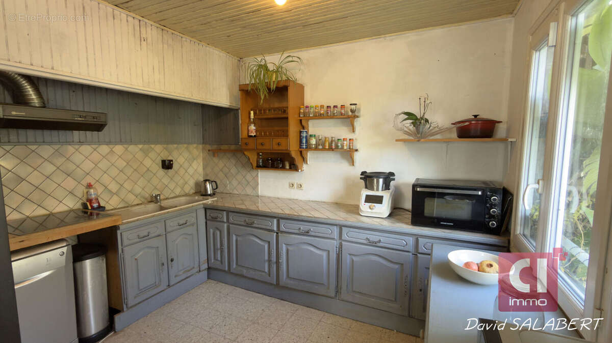 Maison à PUGET-VILLE