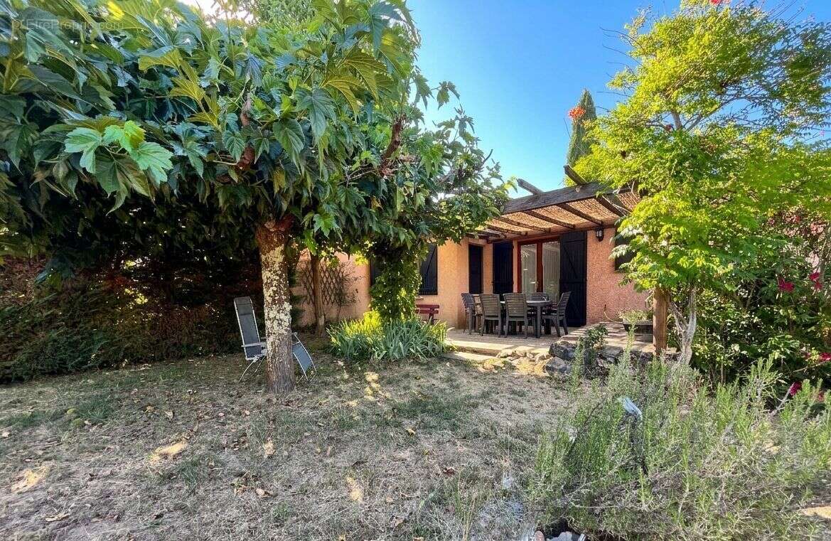 Maison avec jardin et piscine - photo 4