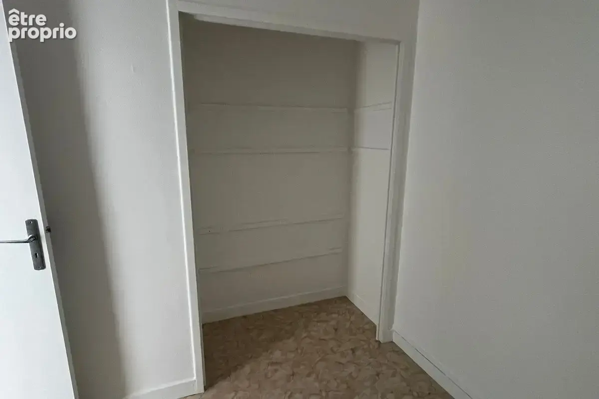 Loches - Appartement T4 - photo 5