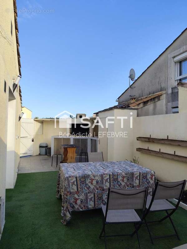 Photo 3 - Maison à VIC-LA-GARDIOLE