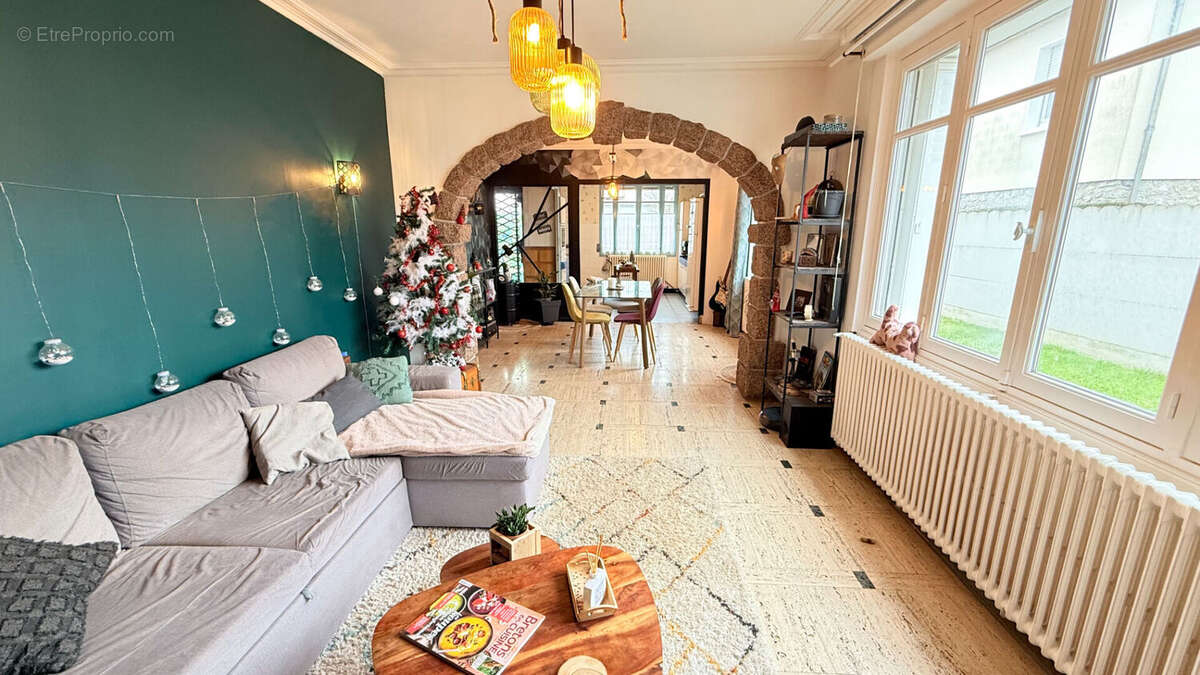 Maison à LAVAL