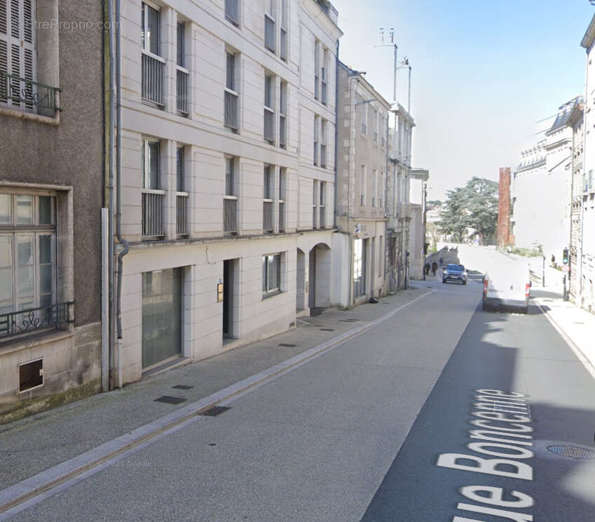 Commerce à POITIERS