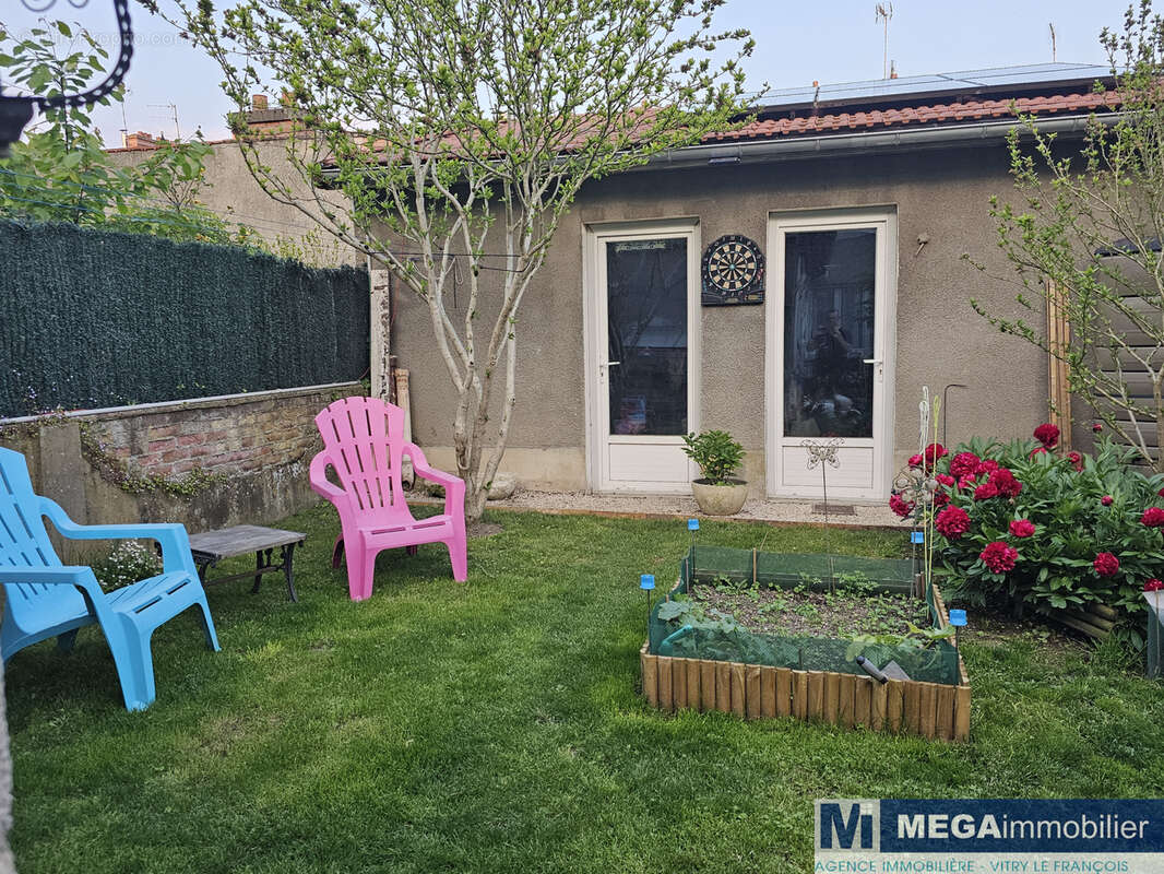 Spacieuse maison de ville - photo 15