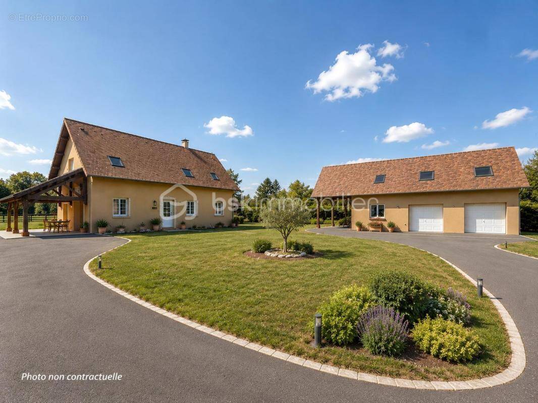 Maison à PONT-L'EVEQUE