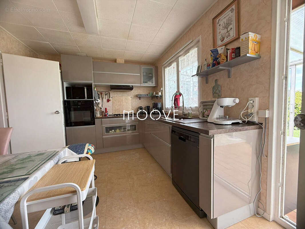 Maison à SAINT-PIERRE-DE-VARENGEVILLE