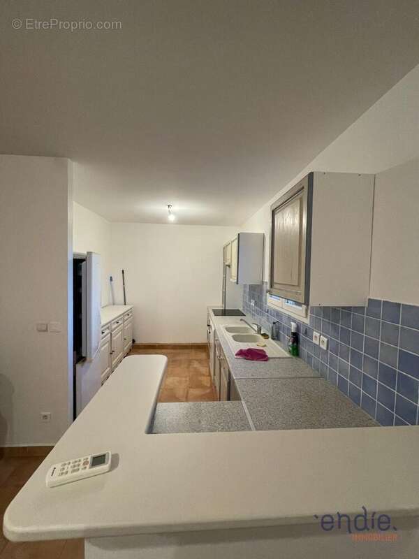 Appartement à SALERNES