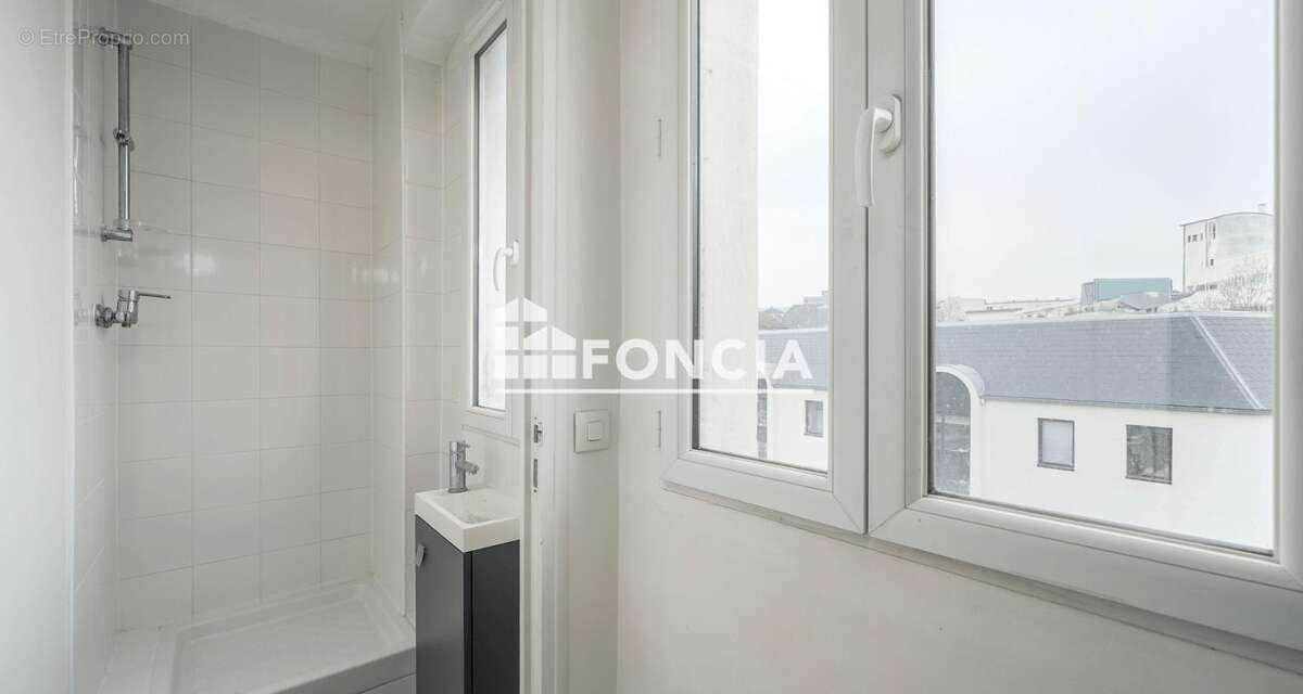 Appartement à ISSY-LES-MOULINEAUX