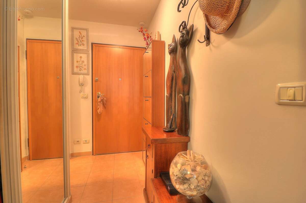 Appartement à CAGNES-SUR-MER