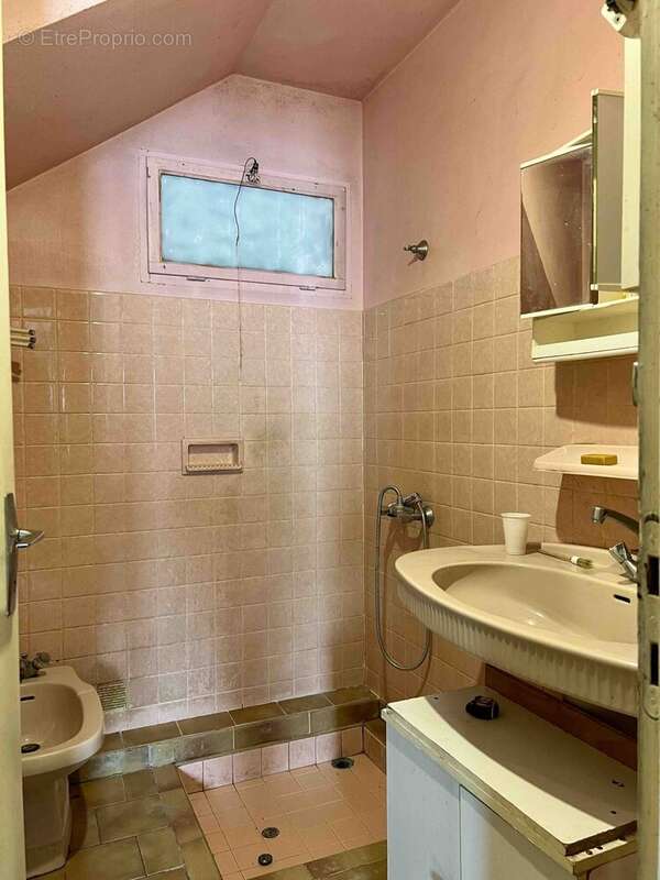 Maison 127 m² à Vergoignan  - photo 6