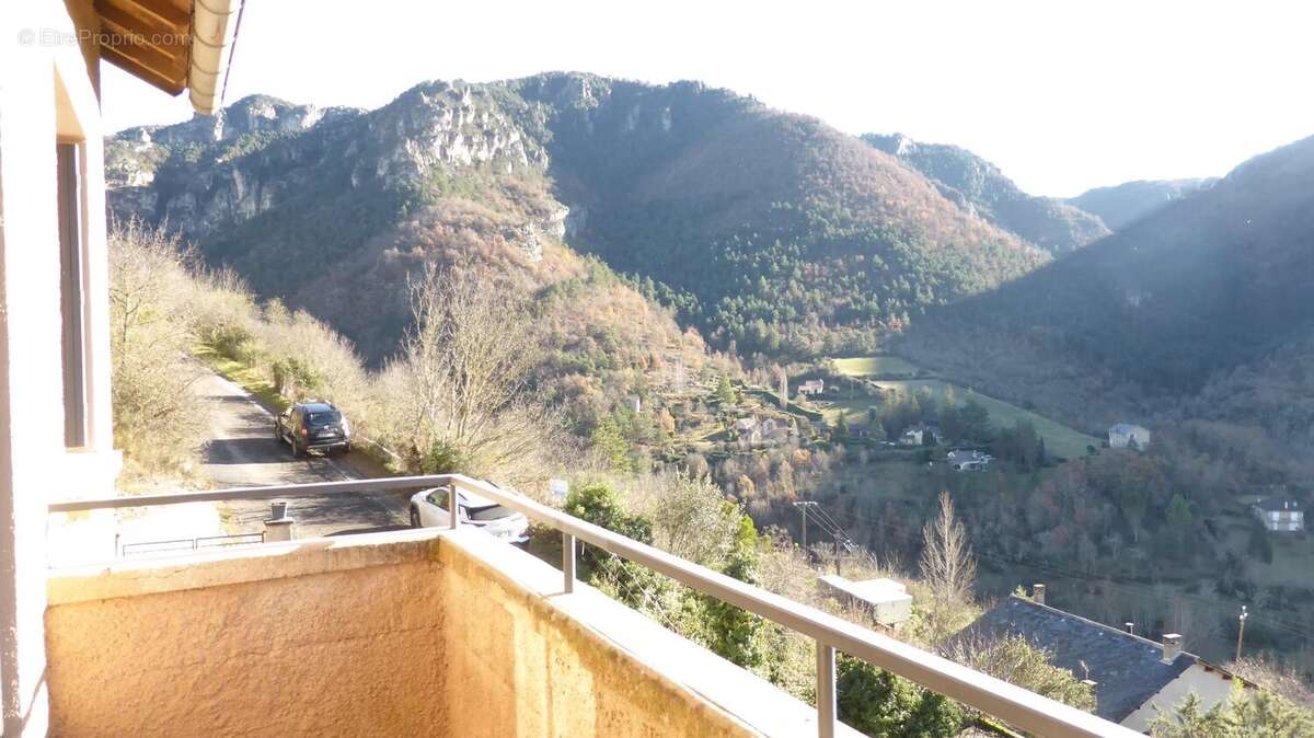 Appartement à LE ROZIER