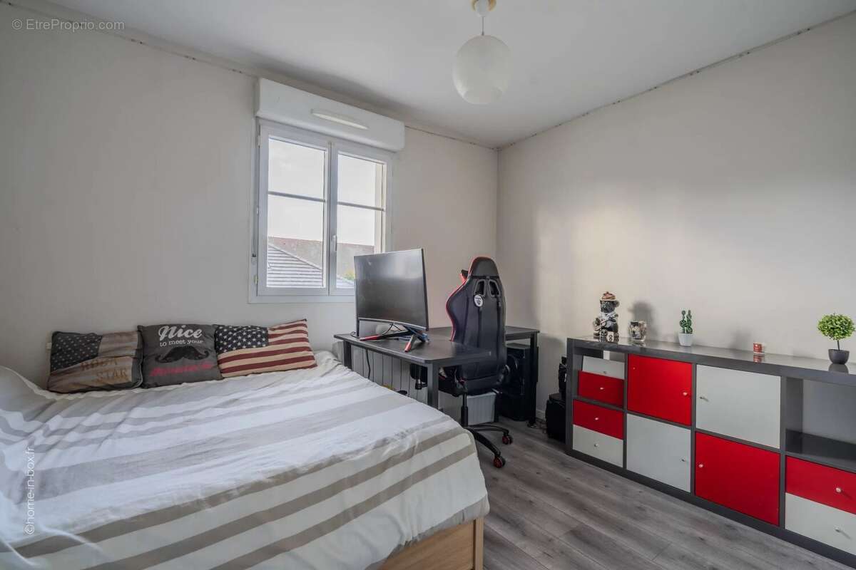 Appartement à MAGNY-LE-HONGRE