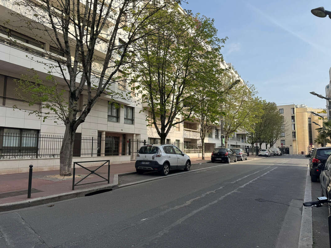 Parking à LEVALLOIS-PERRET