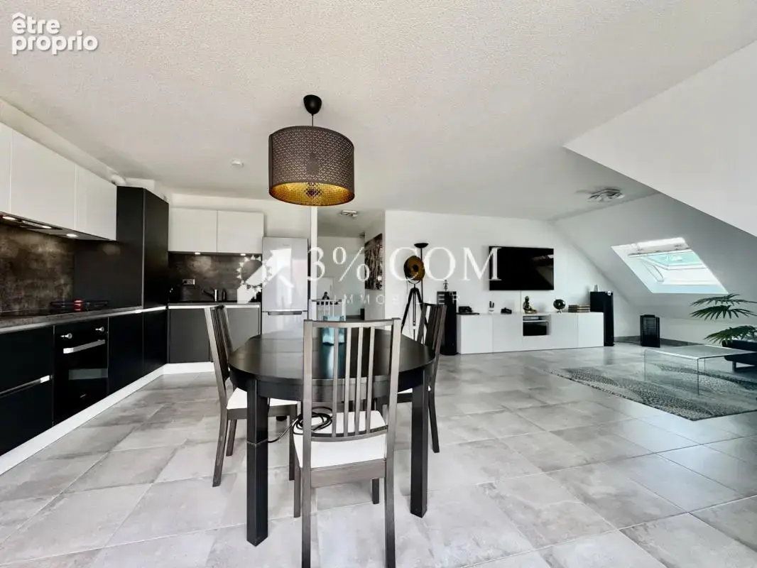 3%COM Magnifique appartement en dernier étage avec ascenseur - photo 12