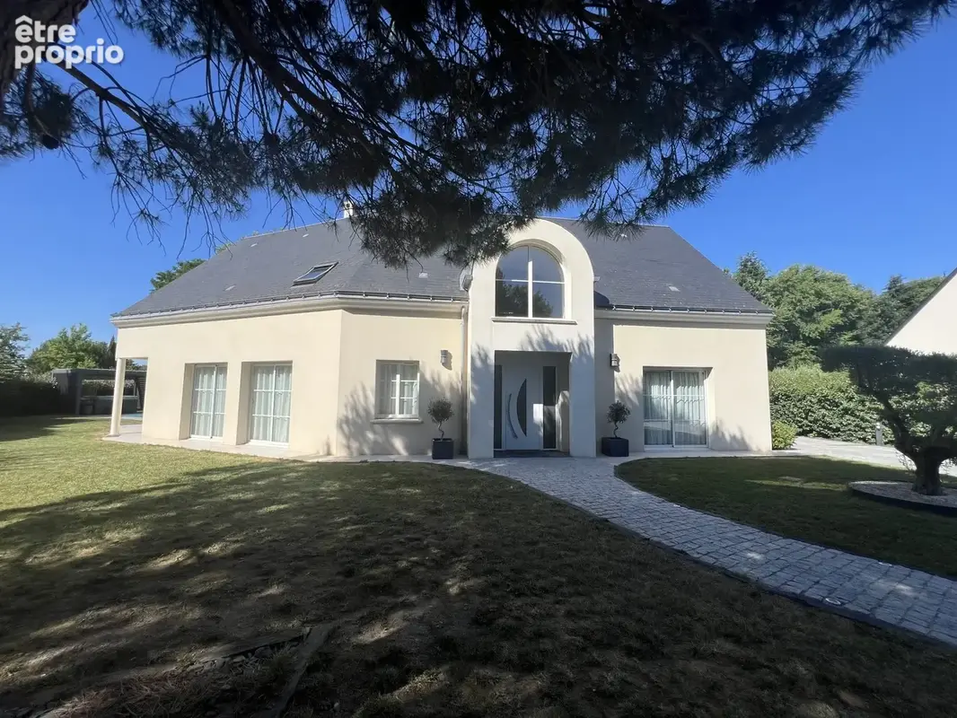 Maison 6 pièces 206 m² à vendre à Saint-Cyr-Sur-Loire (37540) - photo 5