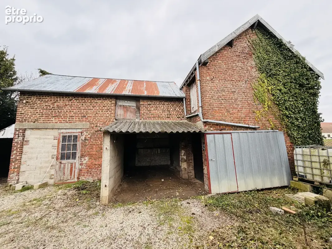 Maison 105 m2 à rénover   Fort potentiel   À 15 minutes de Saint-Quentin - photo 2