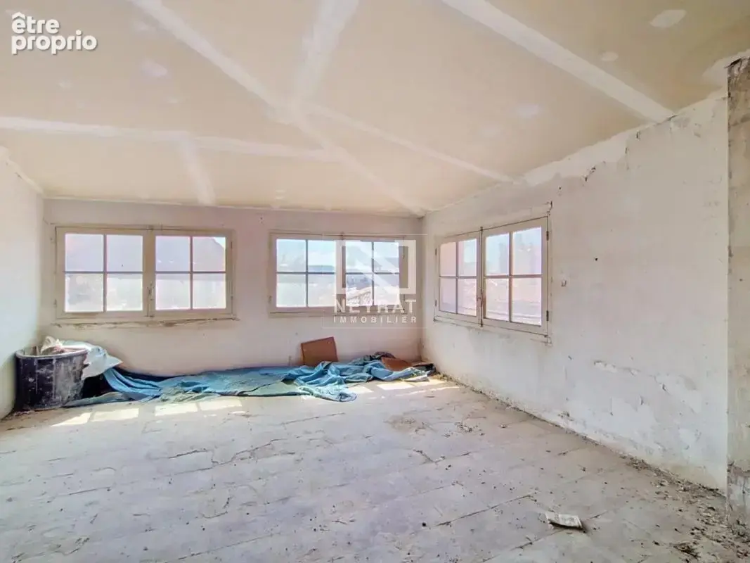 A vendre - draguignan maison a fort potentiel - deux garages - photo 9