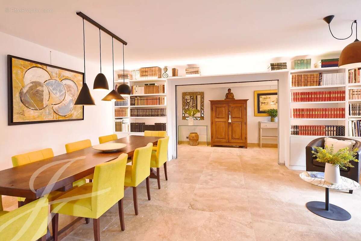 Maison à EYGALIERES