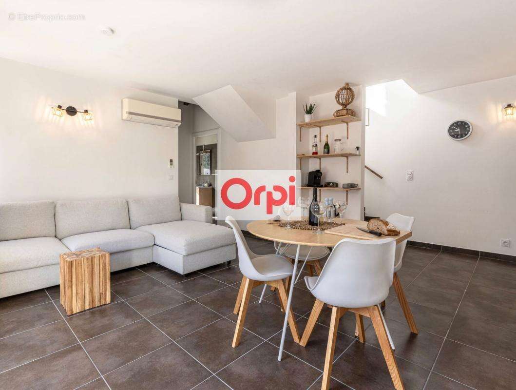 Maison à PORTO-VECCHIO