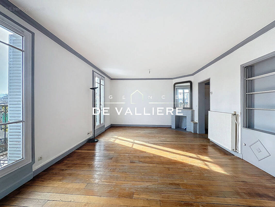 Appartement à NANTERRE