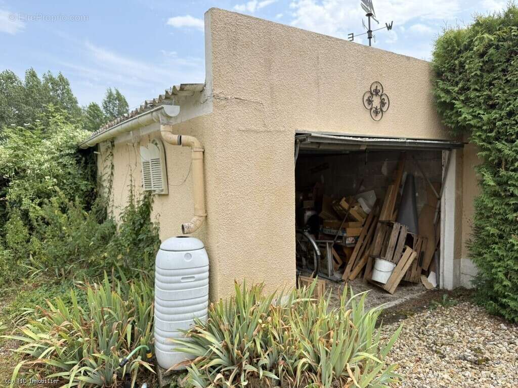 Charmante Maison En Pierre Du XIXe Siècle Avec Vue Sur La Campagne - photo 23