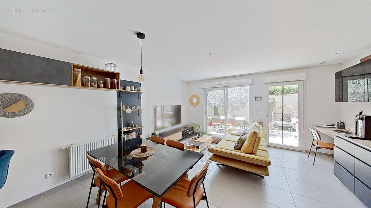 Appartement à CHAMPAGNE-AU-MONT-D&#039;OR