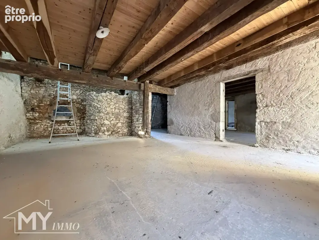 St Antoine de Breuilh : Propriété à rénover - photo 3