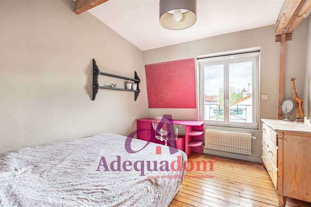 Maison à BOIS-COLOMBES