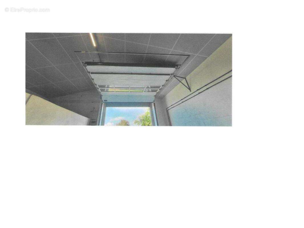 Commerce à SAINT-SULPICE-DE-FALEYRENS